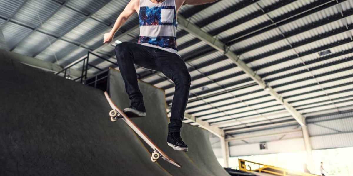 skateboarder-skateboard-skateboarding-skate-concep-2022-12-16-00-31-34-utc-min.jpg